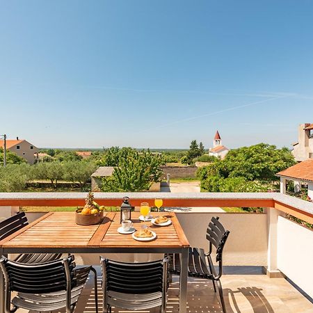 Apartman Mara Poljica  Экстерьер фото