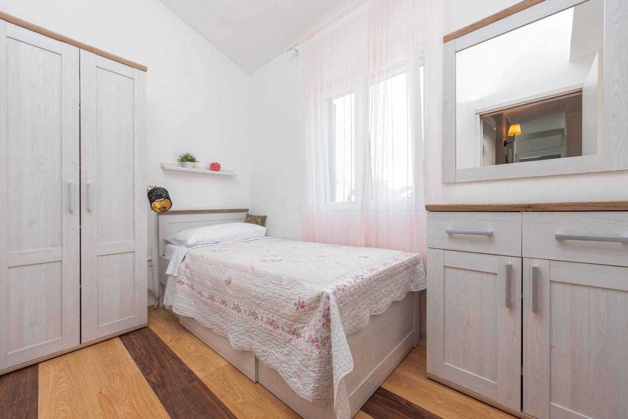 Apartman Mara Poljica  Экстерьер фото